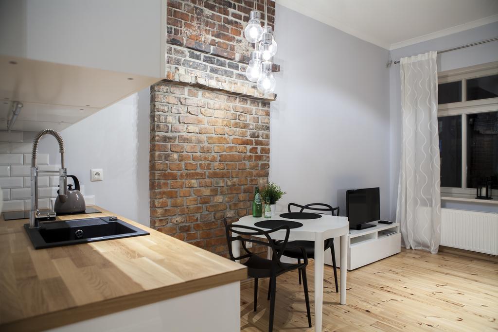 Homewell Apartments Pod Szczerbatym Poznań Szoba fotó