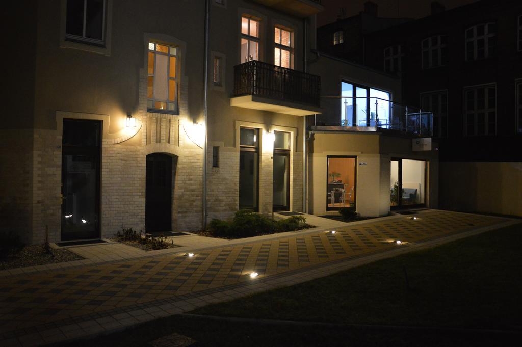 Homewell Apartments Pod Szczerbatym Poznań Kültér fotó